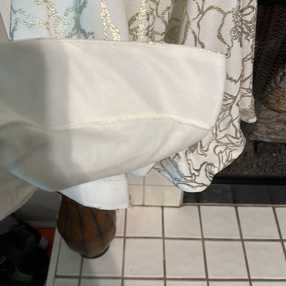 B Darlin party Dress White with Gold Flowers Flowy Size f1 2 Perfect semiformal - Picture 6 of 6